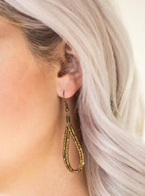 Load image into Gallery viewer, Catwalk Queen Brass Necklace Set