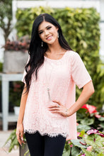 Load image into Gallery viewer, The styles featured in the Fiercely 5th Avenue collection are exactly what you would expect with a name like that: Sleek, classy, metallic designs that you’d find on the streets of New York. The accessories in the Fiercely 5th Avenue Trend Blends are strong and edgy, which makes them incredible versatile.  Includes one of each accessory featured in the Fiercely 5th Avenue Trend Blend in April's Fashion Fix: