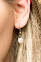 Load image into Gallery viewer, BALLROOM Service White Necklace Set