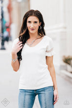 Load image into Gallery viewer, The Glimpses of Malibu collection was created with inspiration from the styles of Malibu, CA. Styles in this Trend Blend will feature fun, livable fashion with an upscale flavor. The color are usually a bit tamer compared to the bolder hues found in other collections, and the attitude tends to have a laid back vibe.  Includes one of each accessory featured in the Glimpses of Malibu Trend Blend in May's Fashion Fix: