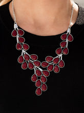 Load image into Gallery viewer, The Glimpses of Malibu collection was created with inspiration from the styles of Malibu, CA. Styles in this Trend Blend will feature fun, livable fashion with an upscale flavor. The color are usually a bit tamer compared to the bolder hues found in other collections, and the attitude tends to have a laid back vibe.
