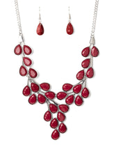 Load image into Gallery viewer, The Glimpses of Malibu collection was created with inspiration from the styles of Malibu, CA. Styles in this Trend Blend will feature fun, livable fashion with an upscale flavor. The color are usually a bit tamer compared to the bolder hues found in other collections, and the attitude tends to have a laid back vibe.