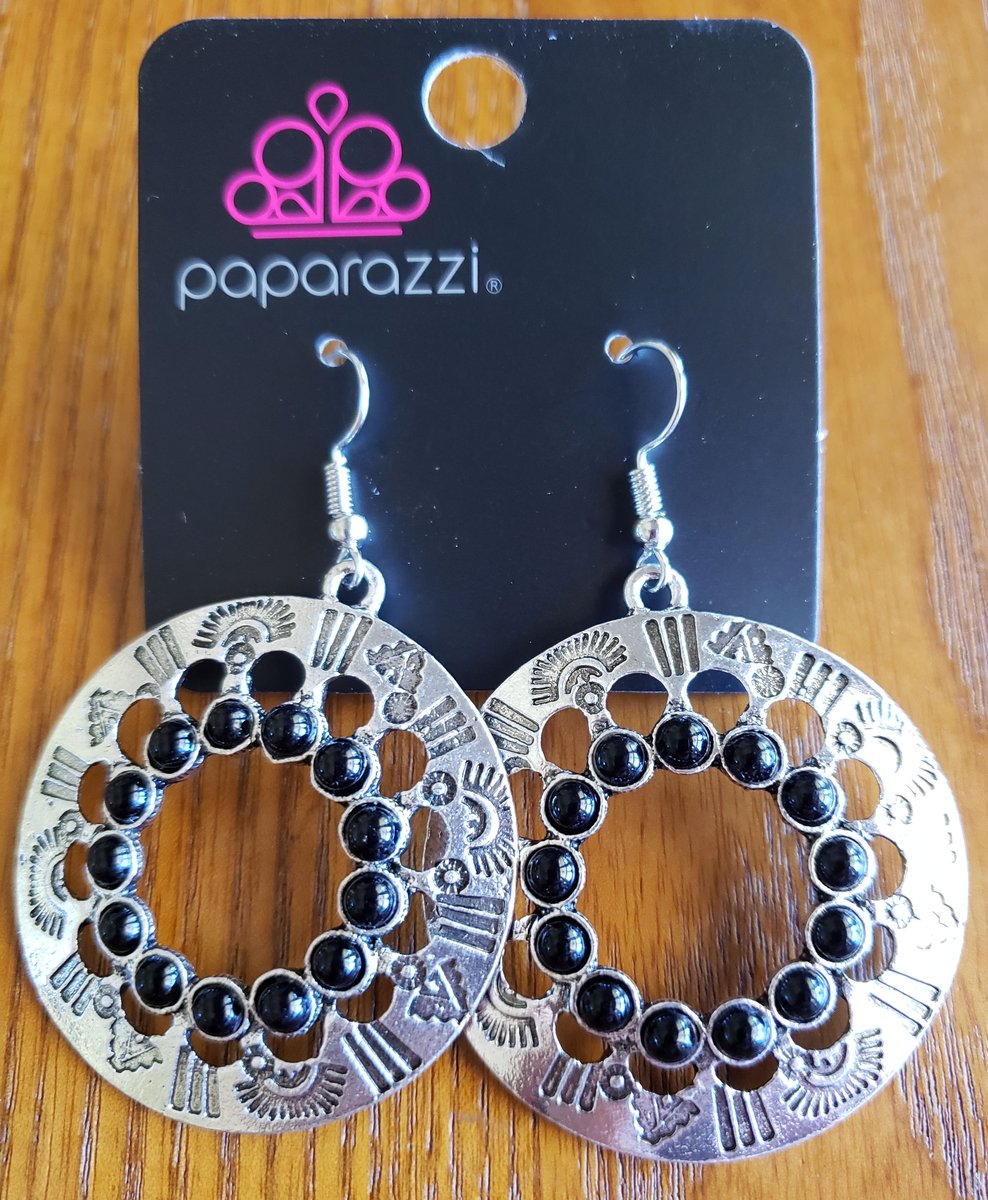 Organically omega black store paparazzi
