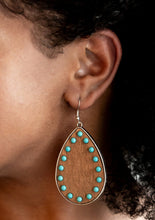 Load image into Gallery viewer, Earthy, desert-inspired designs are what the Simply Santa Fe collection is all about. Natural stones, indigenous patterns, and vibrant colors of the Southwest are sprinkled throughout this trendy collection.
