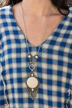 Load image into Gallery viewer, Majestic Mountaineer White Necklace Set