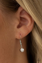 Load image into Gallery viewer, Spellbound Blue Necklace Set