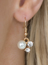 Load image into Gallery viewer, Toast To Perfection Gold Necklace Set