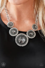 Load image into Gallery viewer, Global Glamour Necklace Set