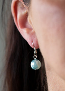 Modern Musical Blue Necklace Set