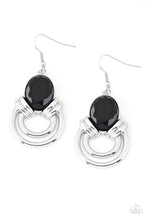 Load image into Gallery viewer, Real Queen Black Earrings