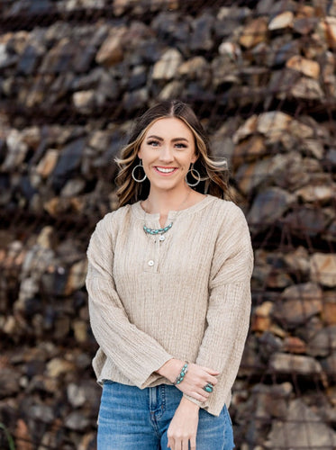 Earthy, desert-inspired designs are what the Simply Santa Fe collection is all about. Natural stones, indigenous patterns, and vibrant colors of the Southwest are sprinkled throughout this trendy collection.