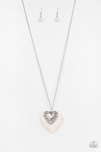 Paparazzi Southern Heart White Necklace Set