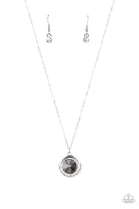 Paparazzi Trademark Twinkle Silver Necklace Set