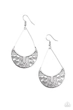 Load image into Gallery viewer, Paparazzi Trading Post Trending Silver Earrings